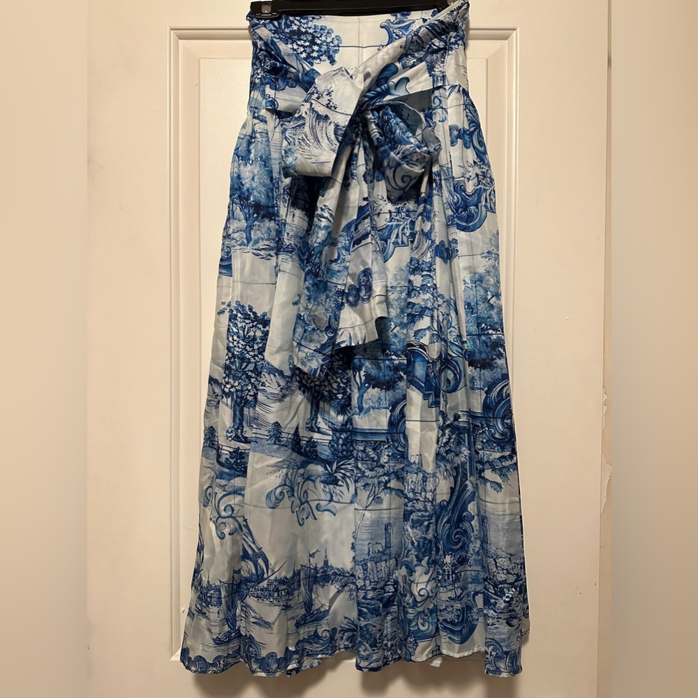 Hugo Boss toile print maxi skirt with belt